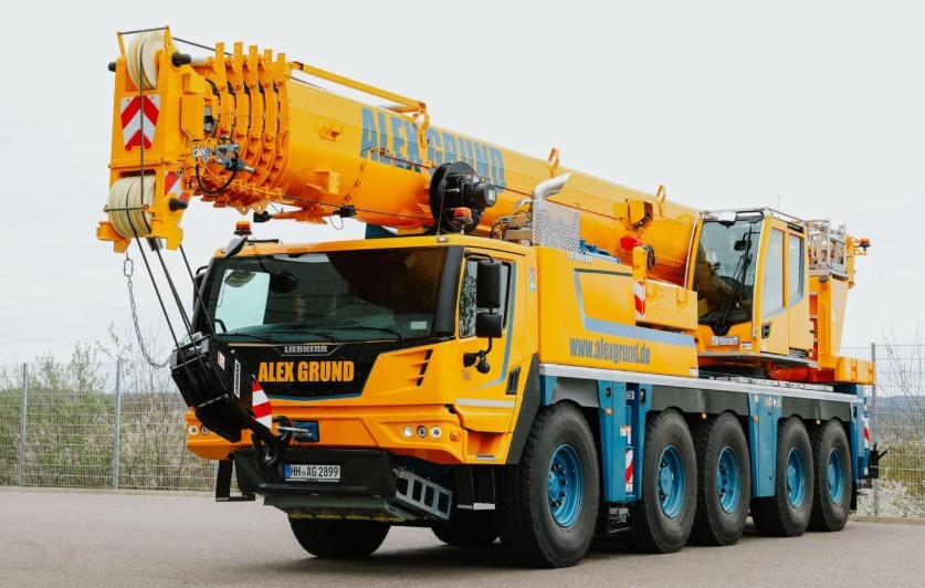 Mobile Crane